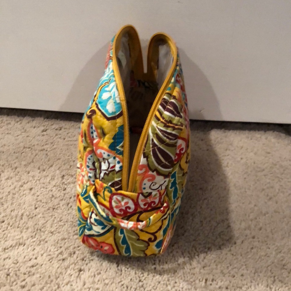 Vera Bradley large cosmetic case - Picture 4 of 8